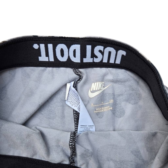 Nike Camo Leggings - Picture 3 of 5